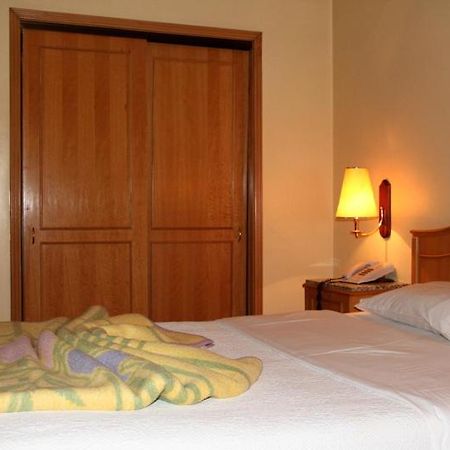 ポルト Portucalense Bed & Breakfast エクステリア 写真