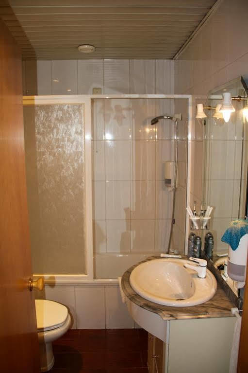 ポルト Portucalense Bed & Breakfast エクステリア 写真